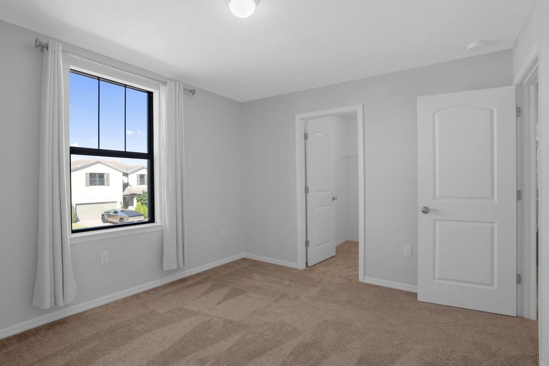 For Sale: $825,000 (5 beds, 3 baths, 2776 Square Feet)