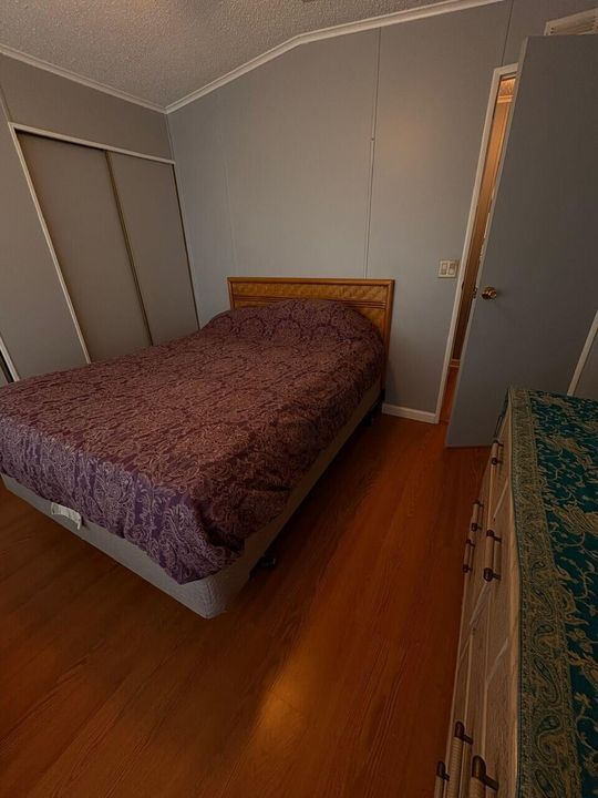 待售: $28,000 (2 贝兹, 2 浴室, 792 平方英尺)