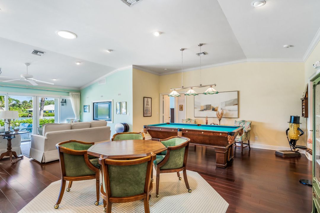 For Sale: $5,250,000 (3 beds, 3 baths, 3423 Square Feet)