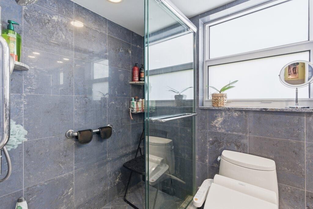 待售: $220,000 (3 贝兹, 2 浴室, 1390 平方英尺)