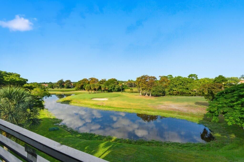 待售: $220,000 (3 贝兹, 2 浴室, 1390 平方英尺)