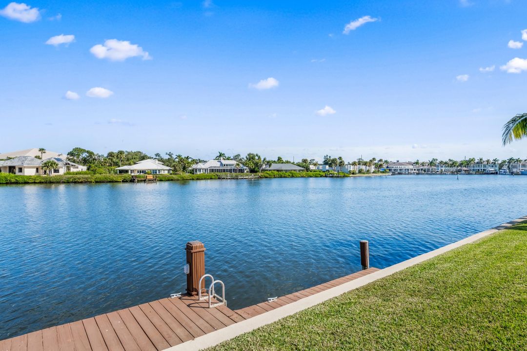 For Sale: $5,250,000 (3 beds, 3 baths, 3423 Square Feet)