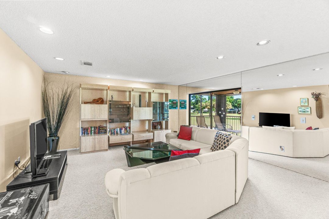 На продажу: $128,900 (3 спален, 2 ванн, 1622 Квадратных фут)