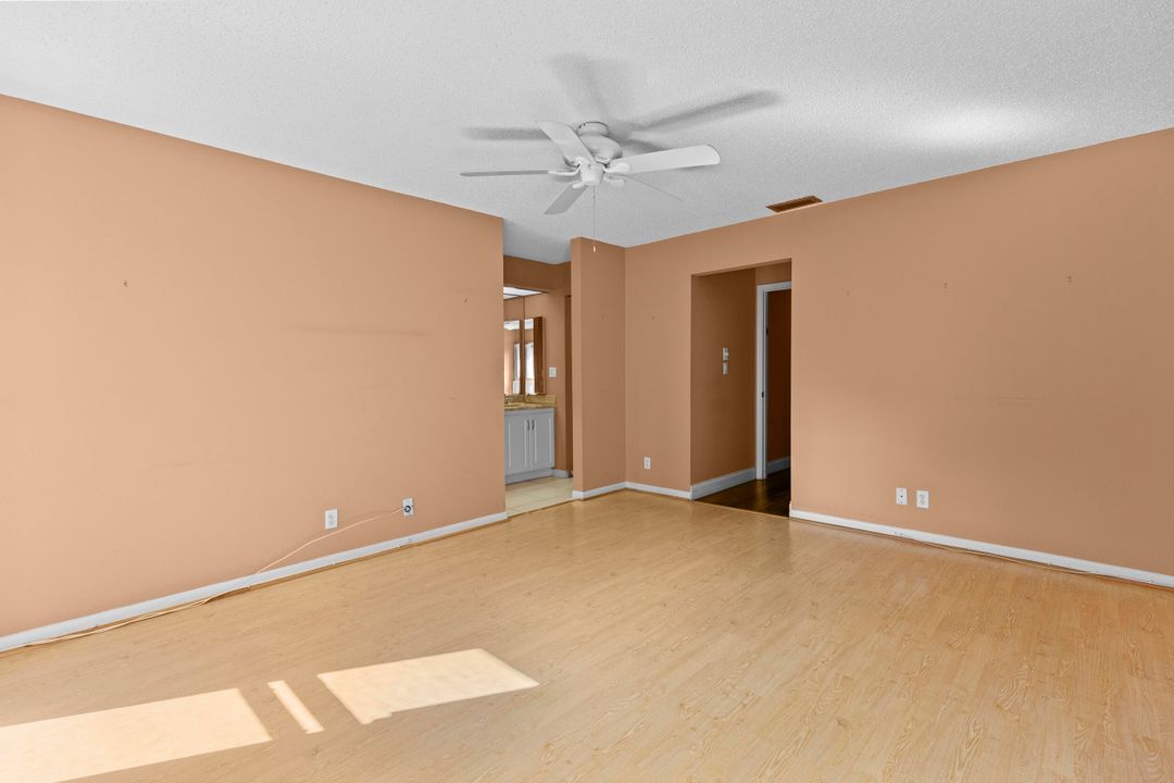 En Venta: $448,000 (3 camas, 2 baños, 1895 Pies cuadrados)