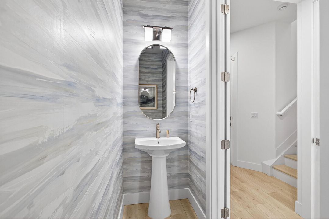 На продажу: $1,119,900 (3 спален, 2 ванн, 2205 Квадратных фут)