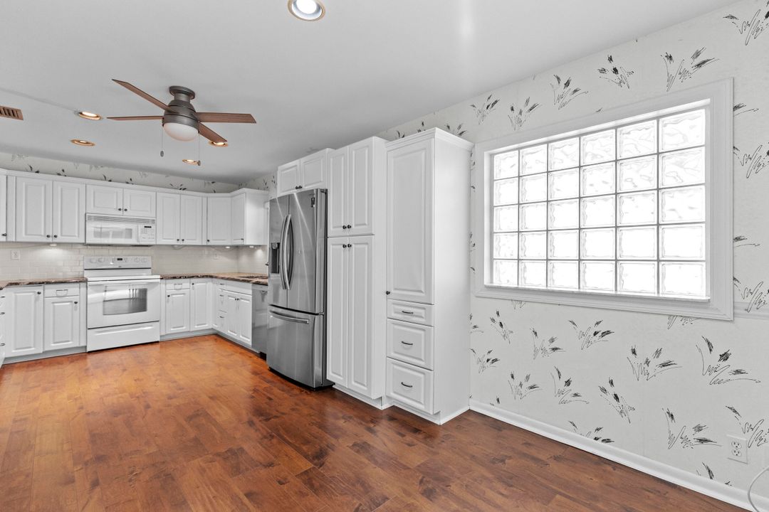 En Venta: $448,000 (3 camas, 2 baños, 1895 Pies cuadrados)