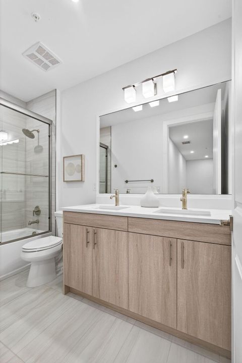 На продажу: $1,119,900 (3 спален, 2 ванн, 2205 Квадратных фут)