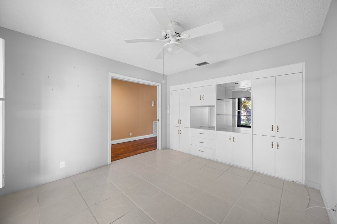 En Venta: $448,000 (3 camas, 2 baños, 1895 Pies cuadrados)