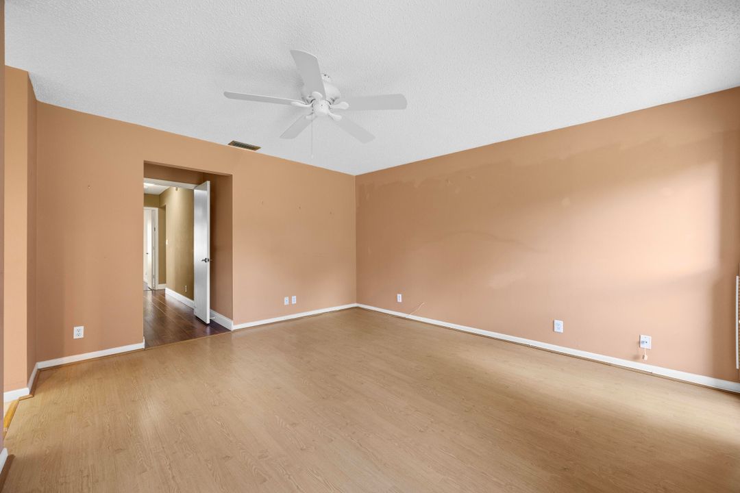 En Venta: $448,000 (3 camas, 2 baños, 1895 Pies cuadrados)