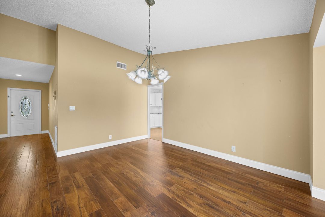 En Venta: $448,000 (3 camas, 2 baños, 1895 Pies cuadrados)