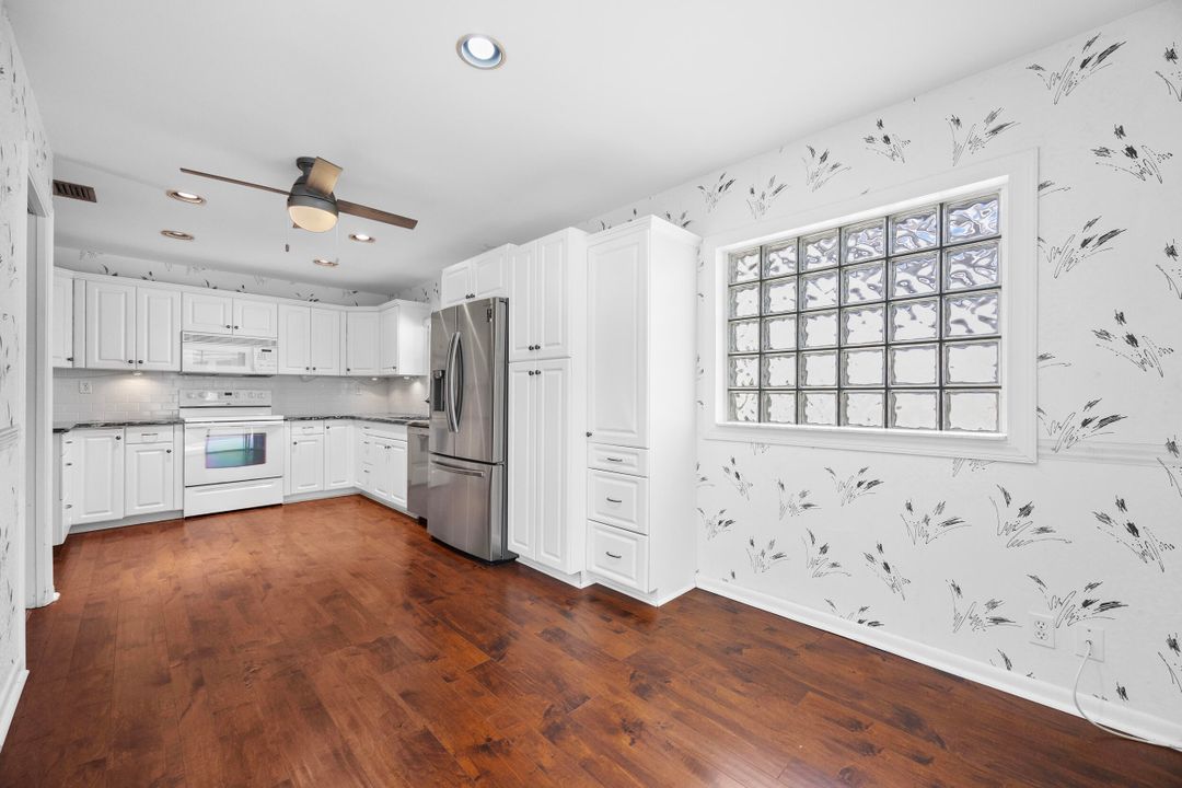 En Venta: $448,000 (3 camas, 2 baños, 1895 Pies cuadrados)