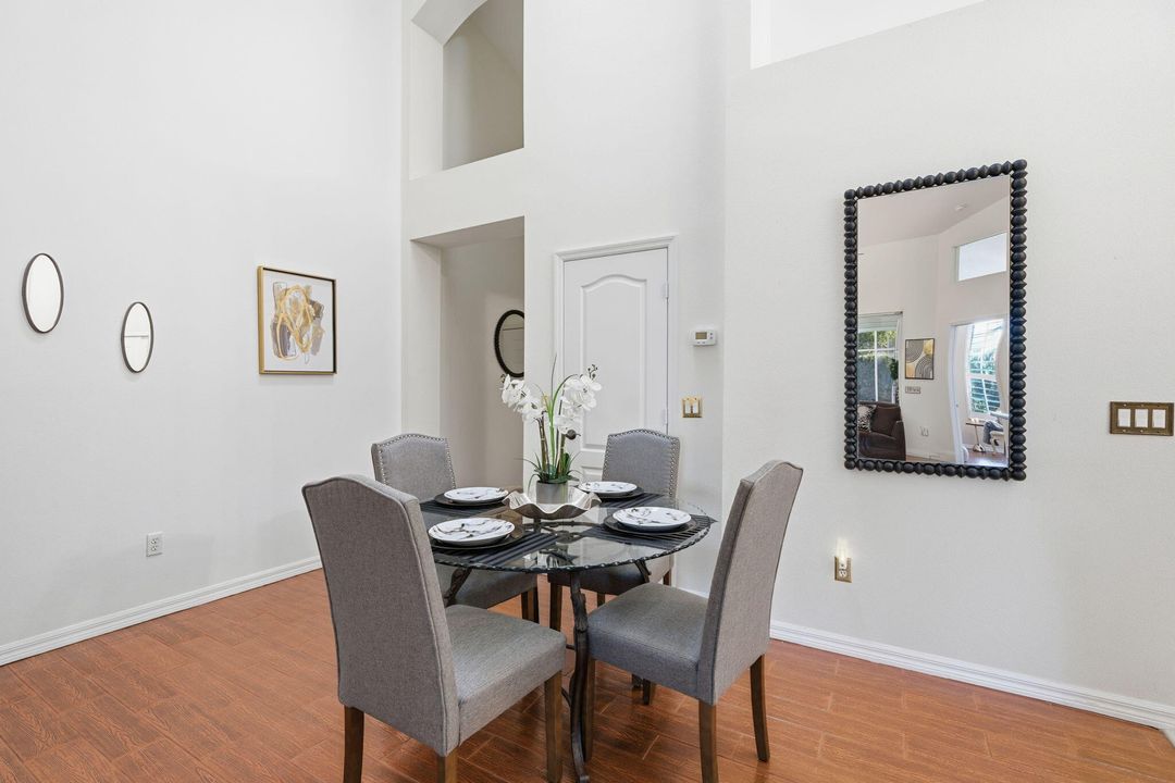 En Renta: $2,400 (2 camas, 2 baños, 1440 Pies cuadrados)