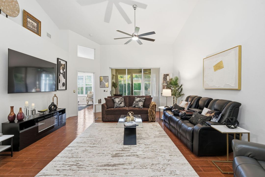 En Renta: $2,400 (2 camas, 2 baños, 1440 Pies cuadrados)