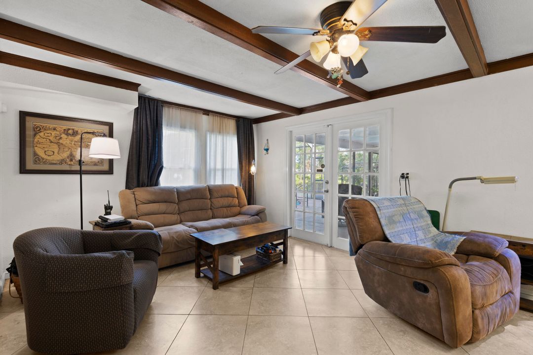 合同活跃: $475,000 (3 贝兹, 2 浴室, 1520 平方英尺)