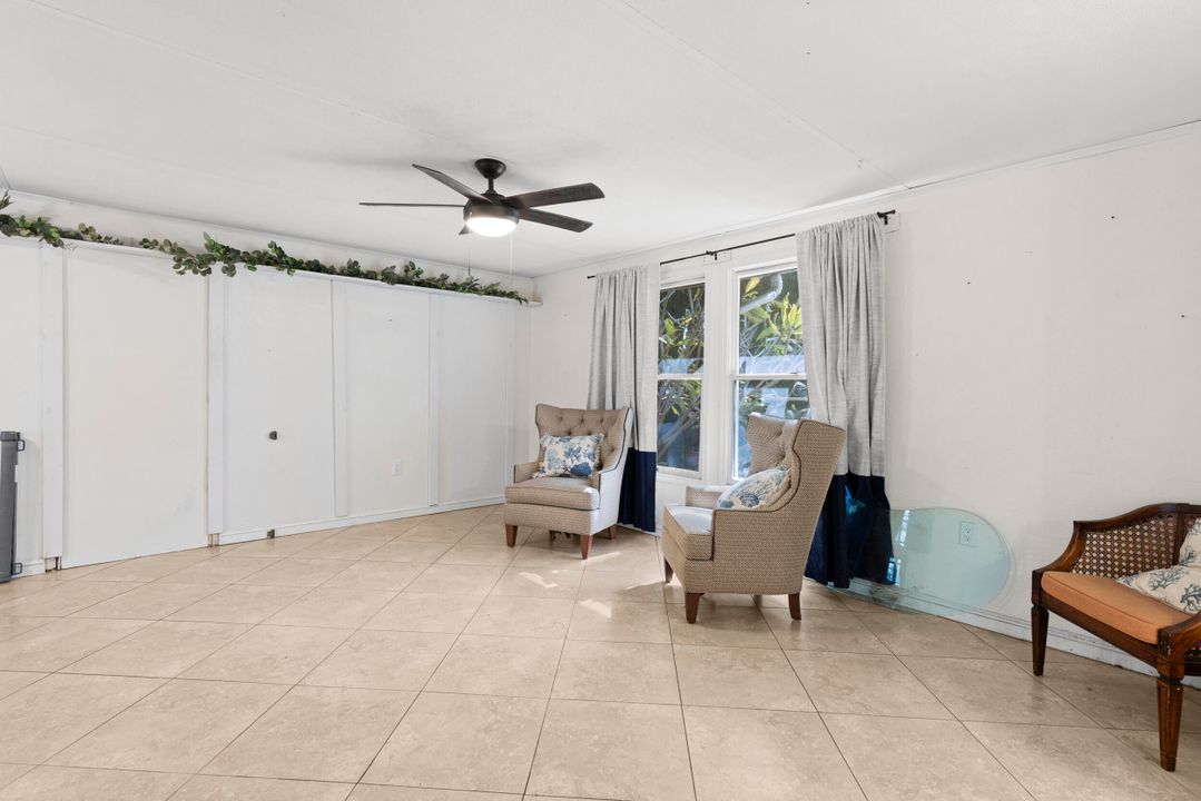 合同活跃: $475,000 (3 贝兹, 2 浴室, 1520 平方英尺)