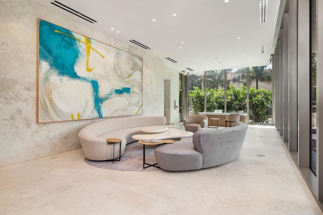 For Sale: $9,950,000 (3 beds, 3 baths, 2992 Square Feet)