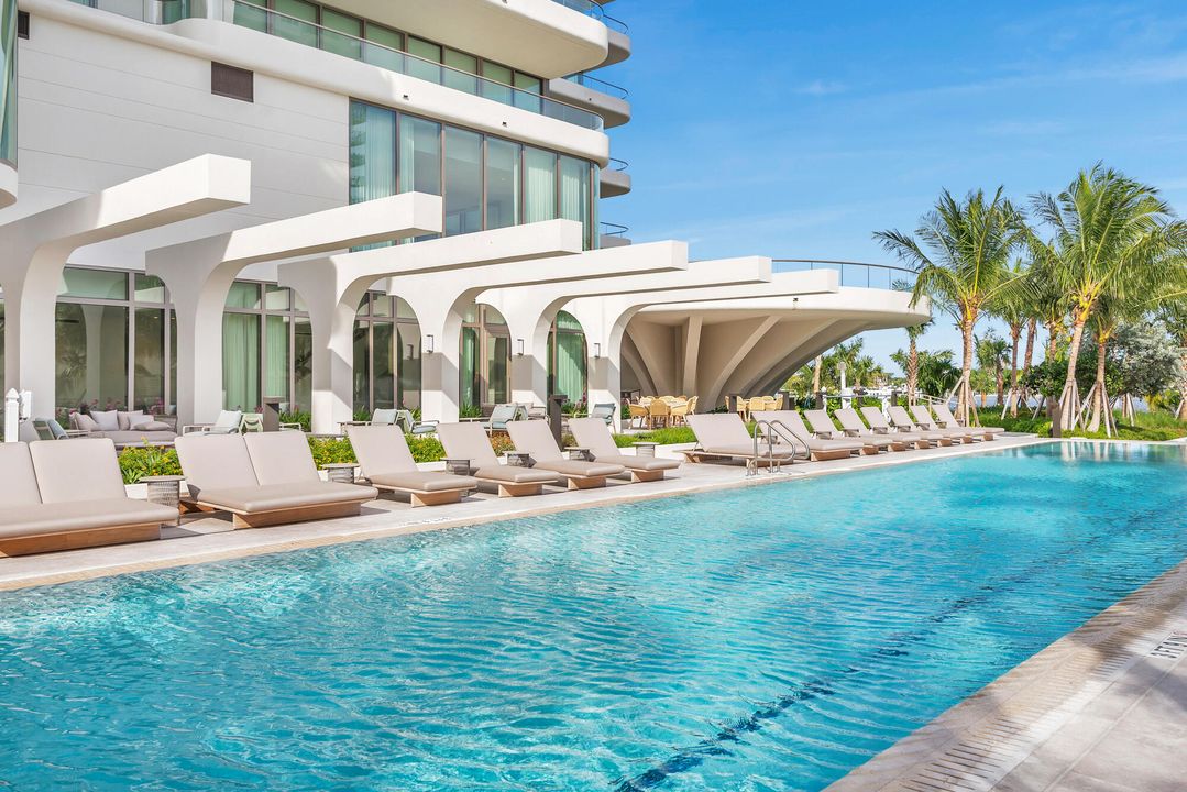 For Sale: $9,950,000 (3 beds, 3 baths, 2992 Square Feet)