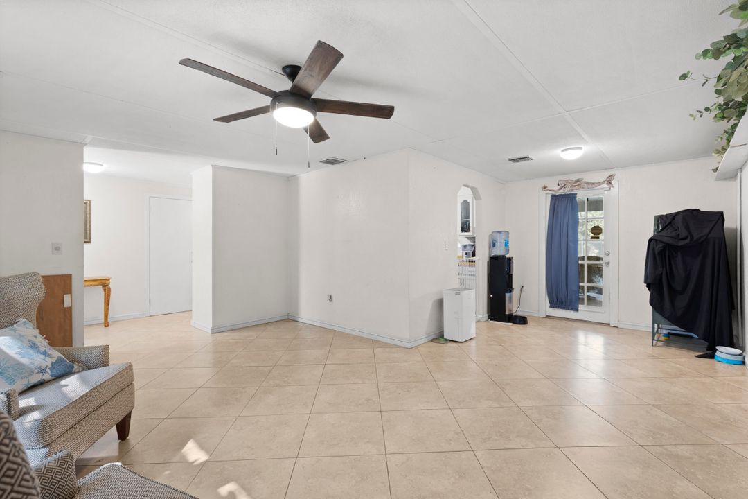 合同活跃: $475,000 (3 贝兹, 2 浴室, 1520 平方英尺)