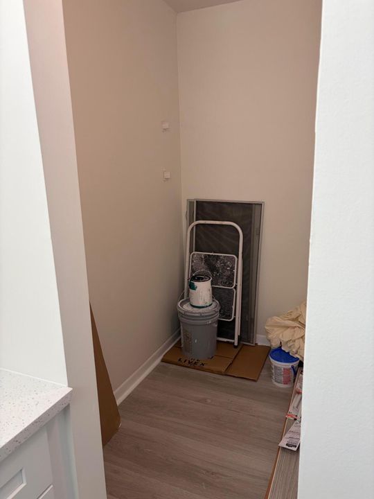 For Sale: $134,900 (1 beds, 1 baths, 780 Square Feet)