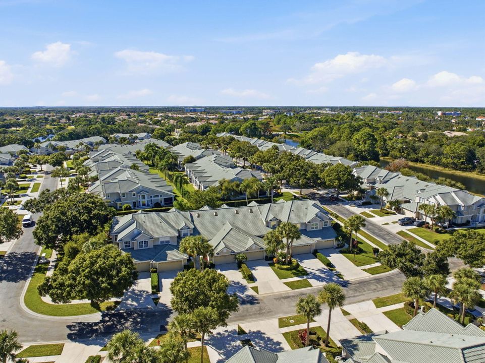 En Renta: $2,400 (2 camas, 2 baños, 1440 Pies cuadrados)