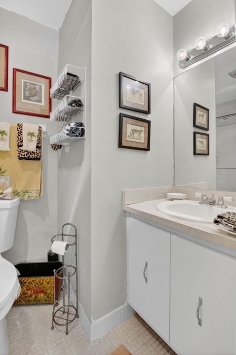 En Venta: $180,000 (2 camas, 2 baños, 989 Pies cuadrados)