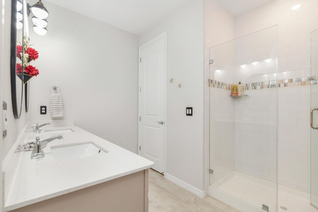 For Sale: $537,000 (3 beds, 2 baths, 1895 Square Feet)