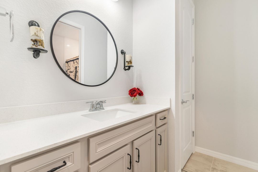 For Sale: $537,000 (3 beds, 2 baths, 1895 Square Feet)