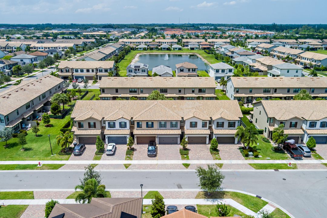 For Sale: $537,000 (3 beds, 2 baths, 1895 Square Feet)