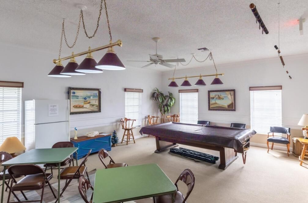 For Sale: $223,000 (2 beds, 2 baths, 1238 Square Feet)