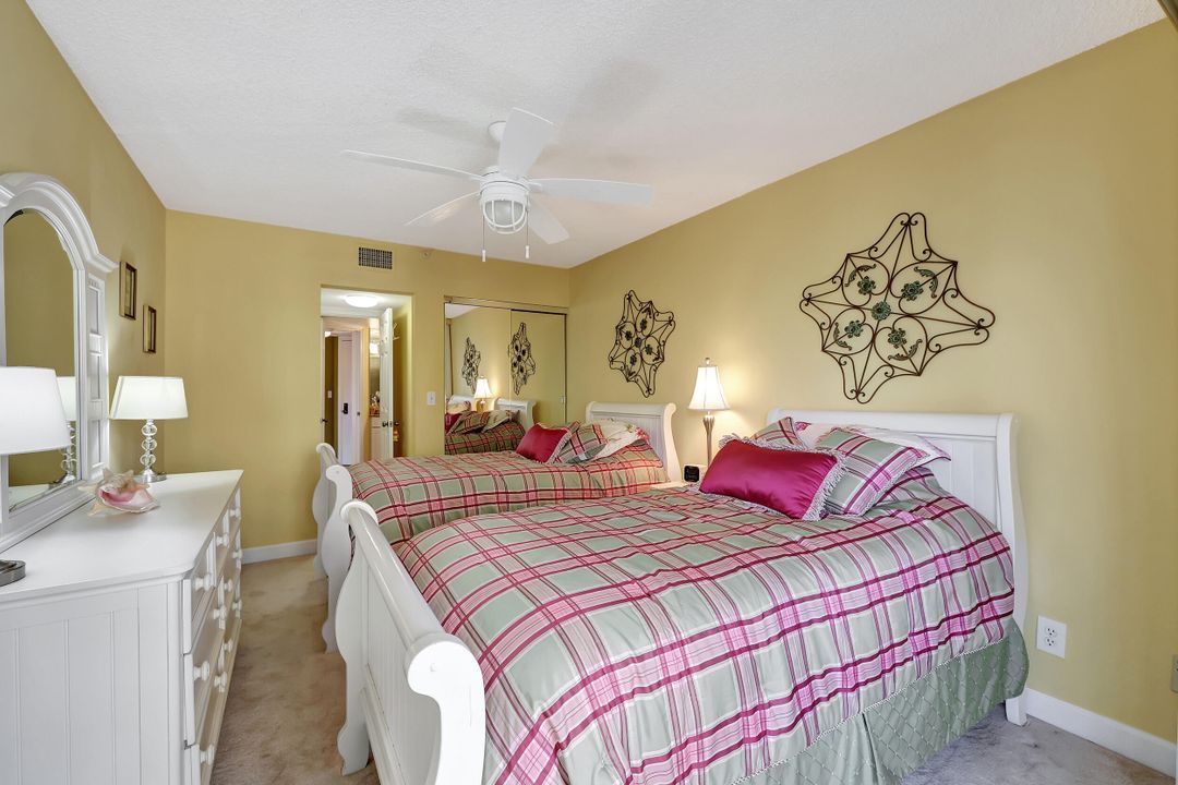 For Sale: $419,900 (2 beds, 2 baths, 1517 Square Feet)