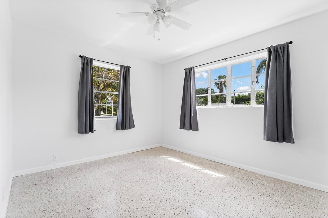 For Rent: $3,150 (3 beds, 2 baths, 1088 Square Feet)