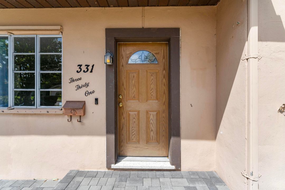 For Rent: $3,150 (3 beds, 2 baths, 1088 Square Feet)