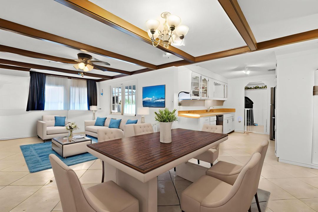 合同活跃: $475,000 (3 贝兹, 2 浴室, 1520 平方英尺)