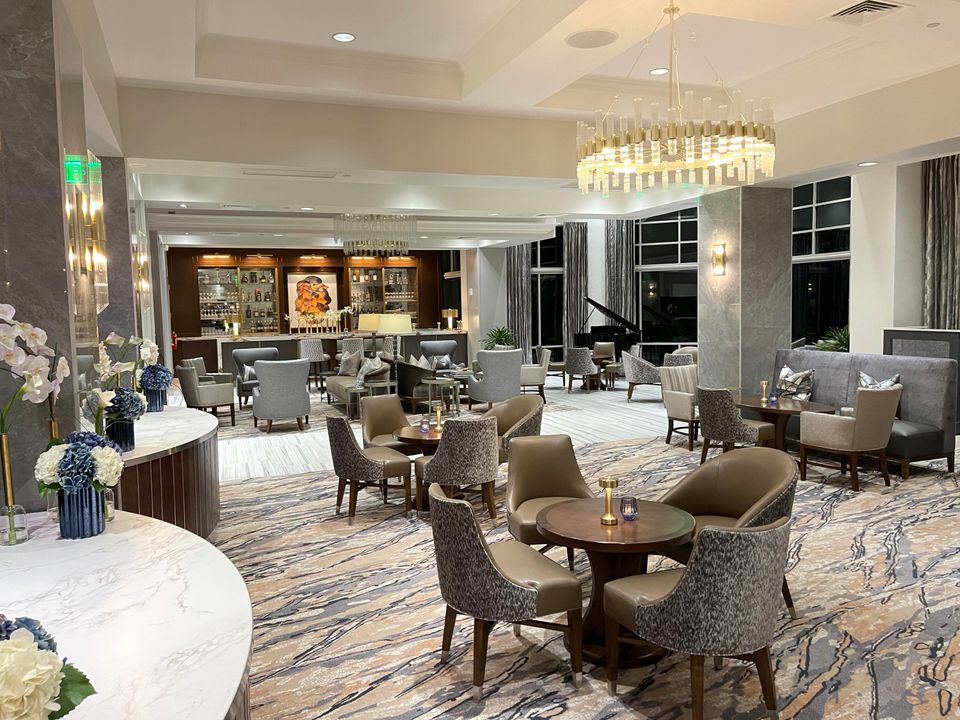 出租: $4,000 (2 贝兹, 2 浴室, 1050 平方英尺)