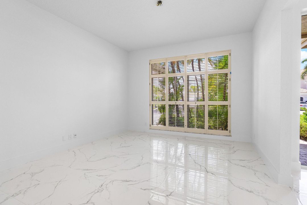 For Sale: $1,475,000 (4 beds, 2 baths, 2739 Square Feet)