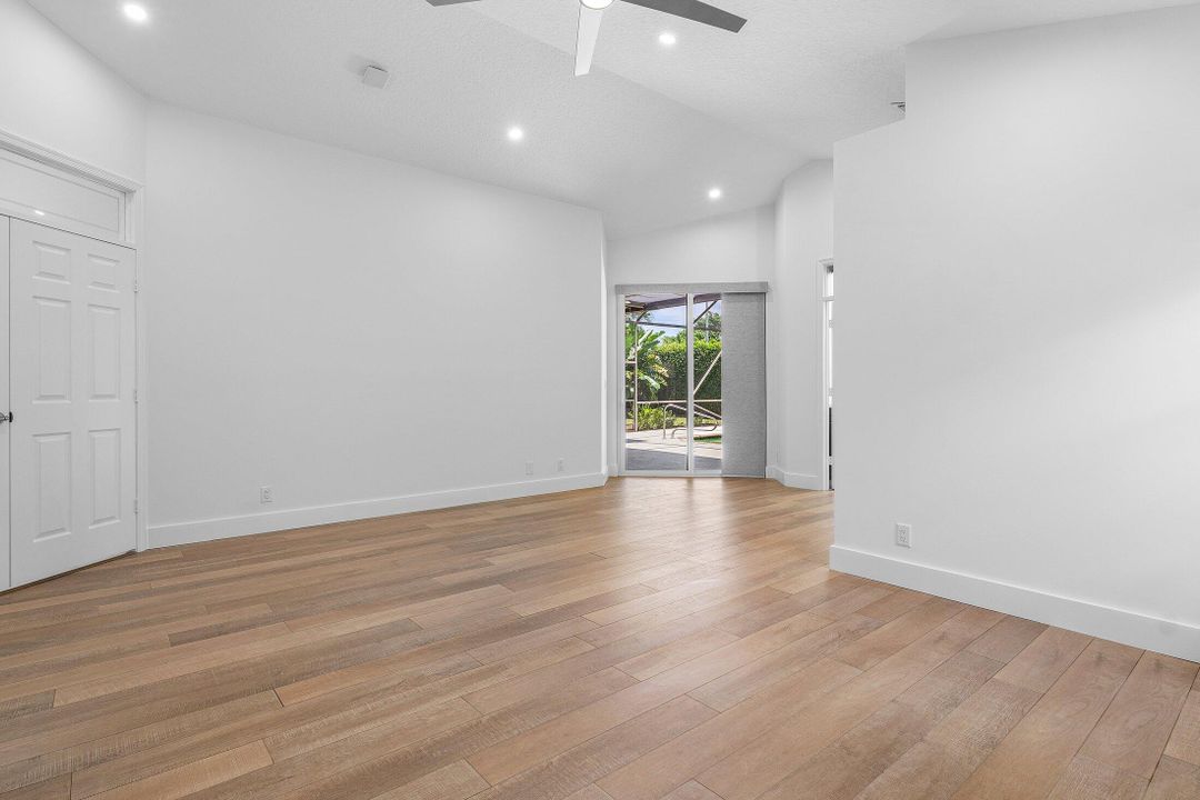 For Sale: $1,475,000 (4 beds, 2 baths, 2739 Square Feet)