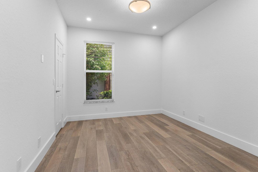 For Sale: $1,475,000 (4 beds, 2 baths, 2739 Square Feet)