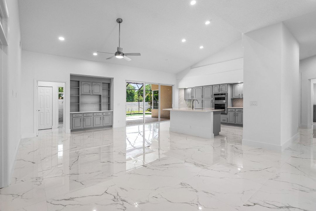 For Sale: $1,475,000 (4 beds, 2 baths, 2739 Square Feet)