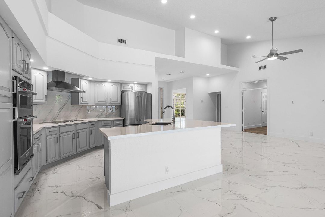 For Sale: $1,475,000 (4 beds, 2 baths, 2739 Square Feet)