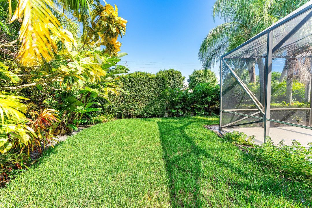 For Sale: $1,475,000 (4 beds, 2 baths, 2739 Square Feet)