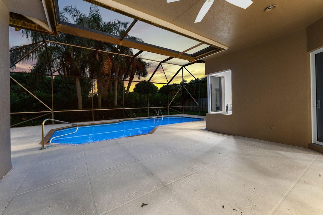 For Sale: $1,475,000 (4 beds, 2 baths, 2739 Square Feet)