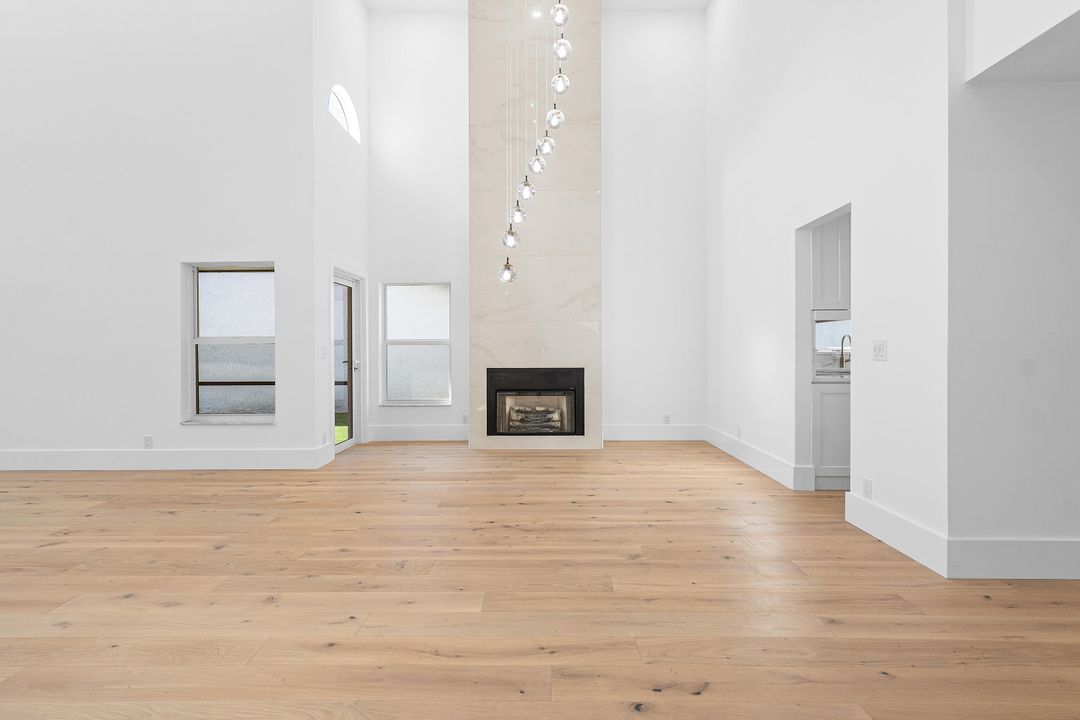 待售: $999,000 (4 贝兹, 3 浴室, 2573 平方英尺)