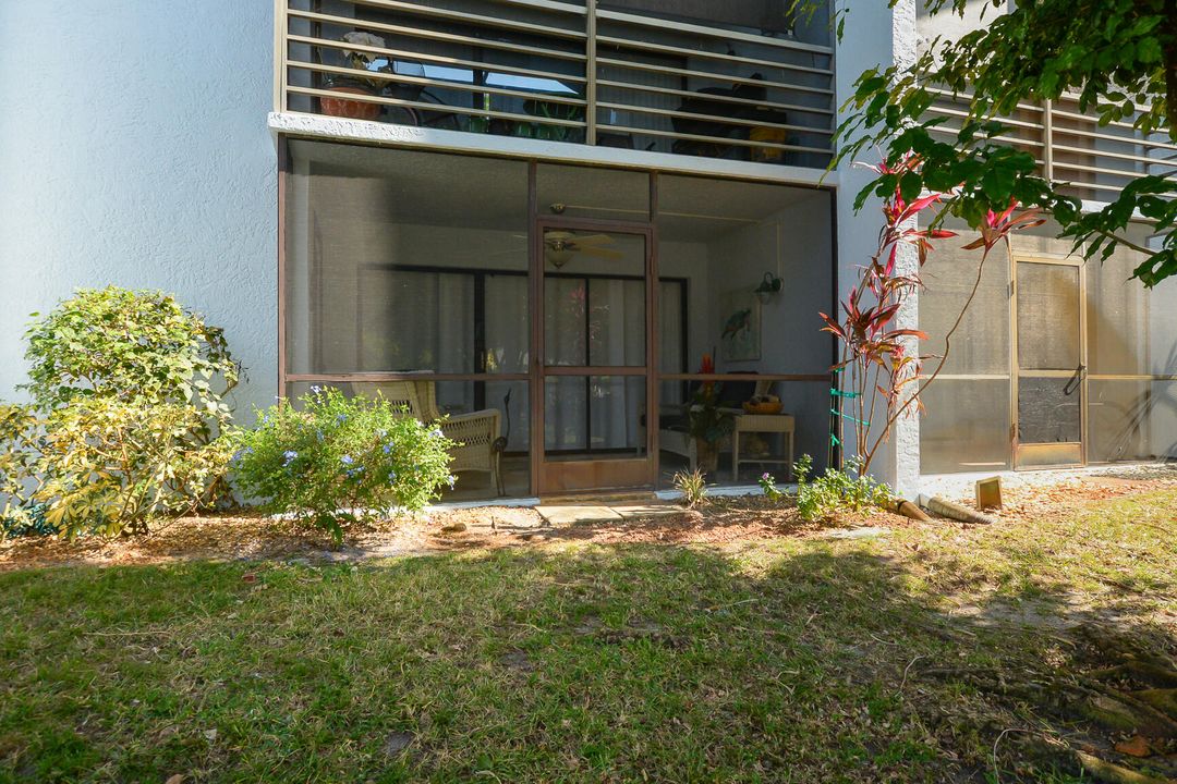 For Sale: $249,000 (2 beds, 2 baths, 1188 Square Feet)