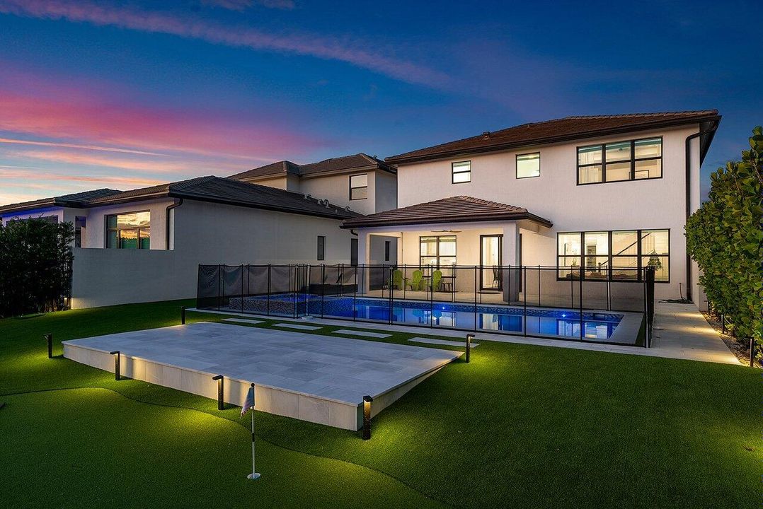 For Sale: $1,225,000 (4 beds, 3 baths, 2676 Square Feet)