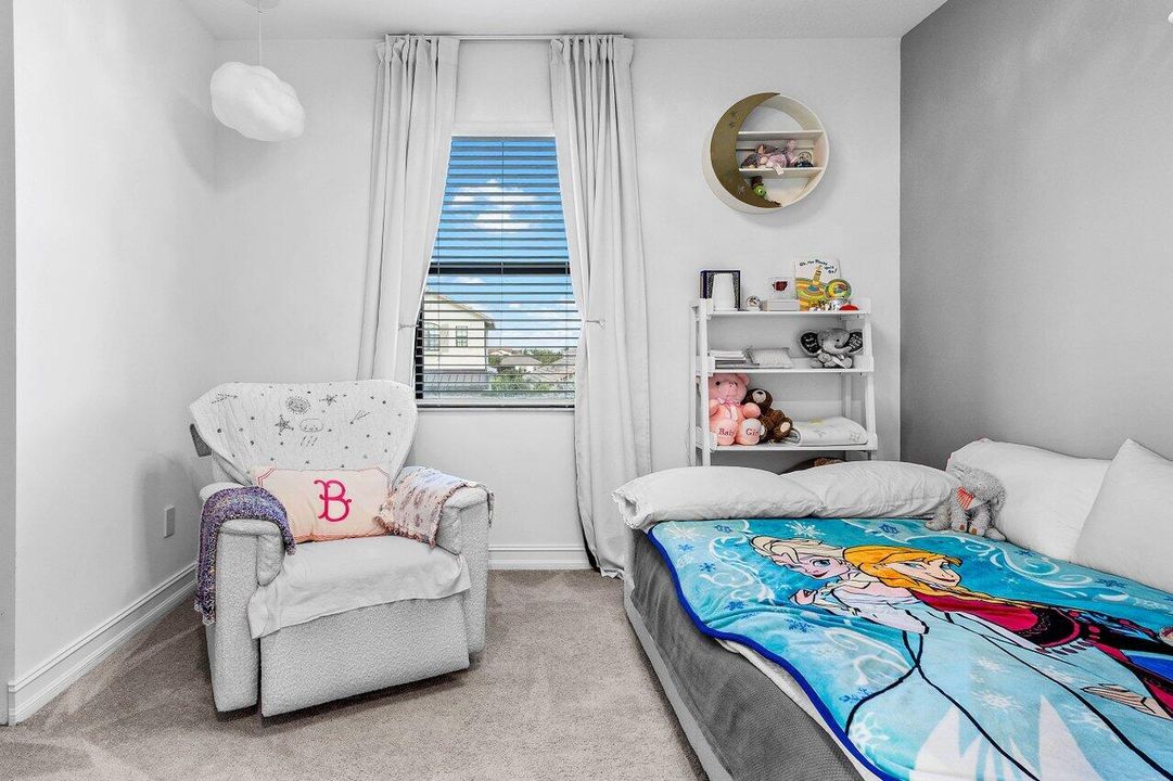 For Sale: $1,225,000 (4 beds, 3 baths, 2676 Square Feet)