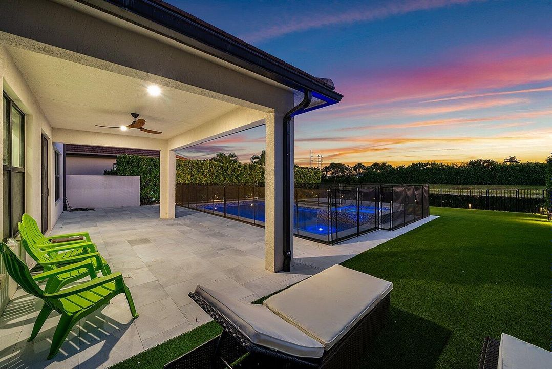 For Sale: $1,225,000 (4 beds, 3 baths, 2676 Square Feet)