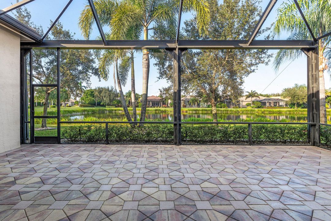 For Sale: $929,000 (3 beds, 2 baths, 2678 Square Feet)