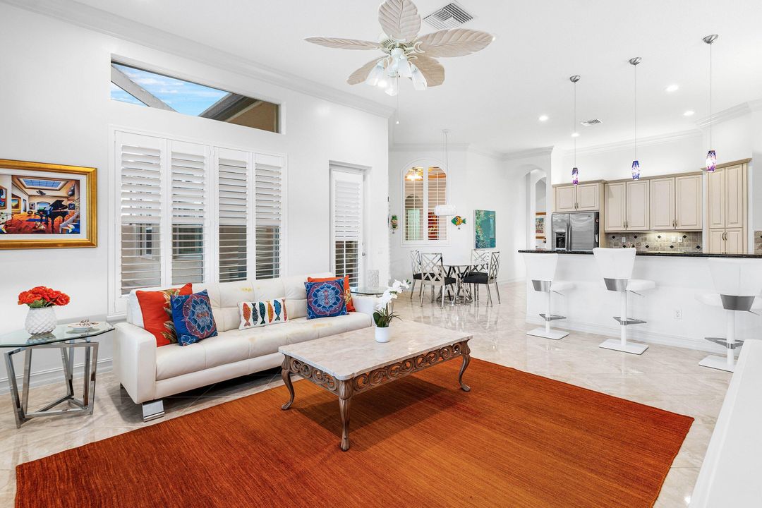 For Sale: $929,000 (3 beds, 2 baths, 2678 Square Feet)