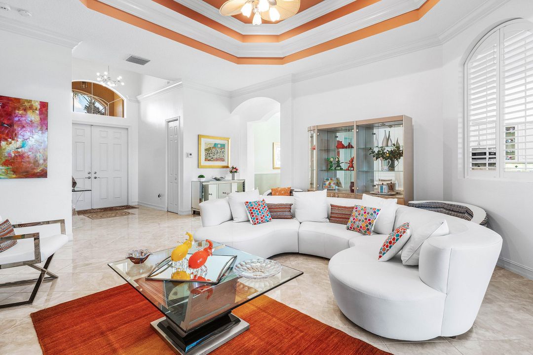 For Sale: $929,000 (3 beds, 2 baths, 2678 Square Feet)