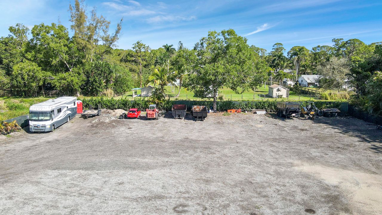 For Sale: $599,000 (3 beds, 2 baths, 1378 Square Feet)